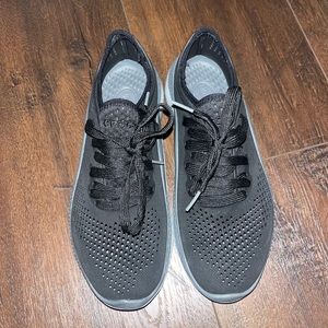 NWOT Crocs tennis shoes